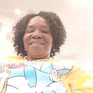 Meet your Posher, Lucy